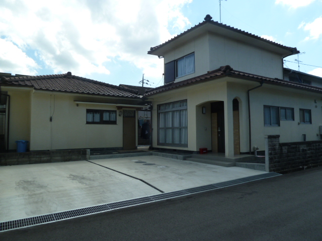 総社市三須戸建